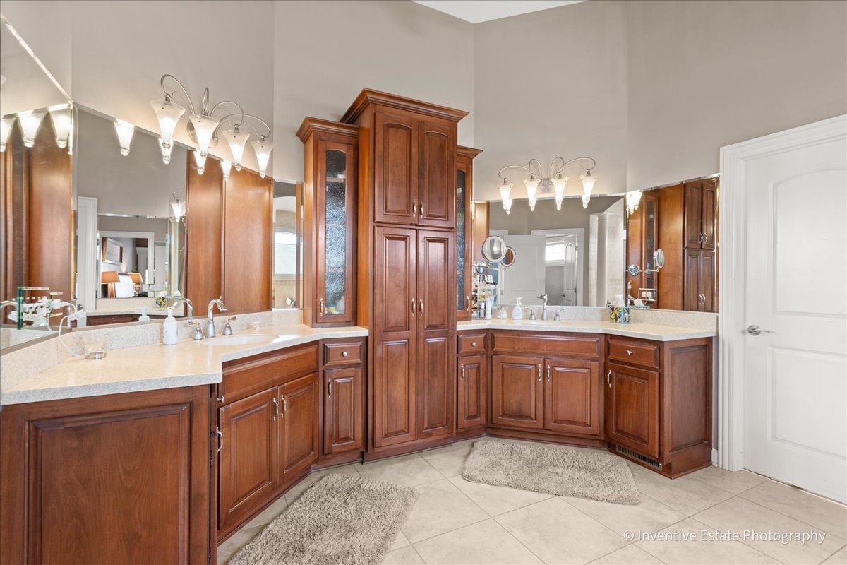 5030 Half Round Road Oswego, IL 60543 - Photo 13 of 30