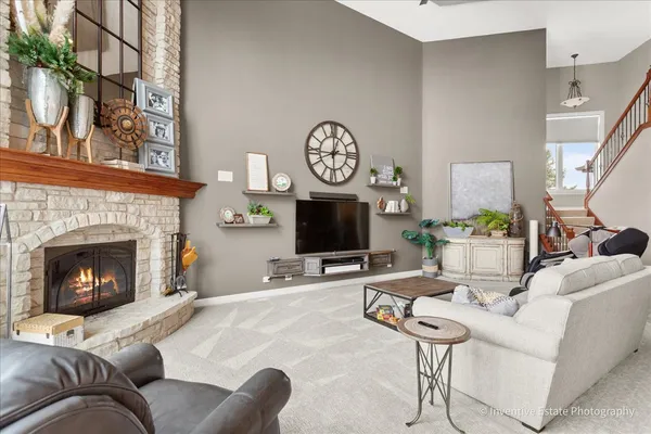 $1,250,000 | 5030 Half Round Road, Oswego, IL 60543
