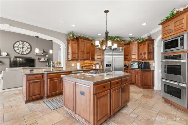 $1,250,000 | 5030 Half Round Road, Oswego, IL 60543