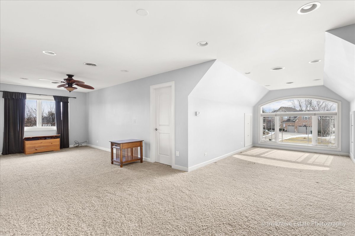 5030 Half Round Road Oswego, IL 60543 - Photo 10 of 30