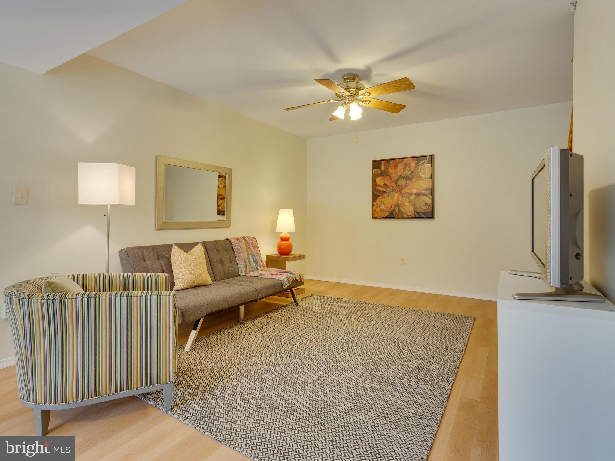 7960 Forest Path Way Springfield, VA 22153 - Photo 16 of 19 Family Room