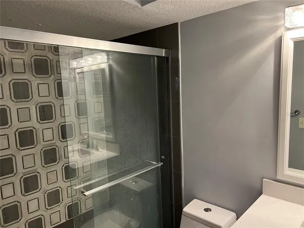 $2,700 | 6150 Gulfport Boulevard South, Unit 402, Gulfport, FL 33707