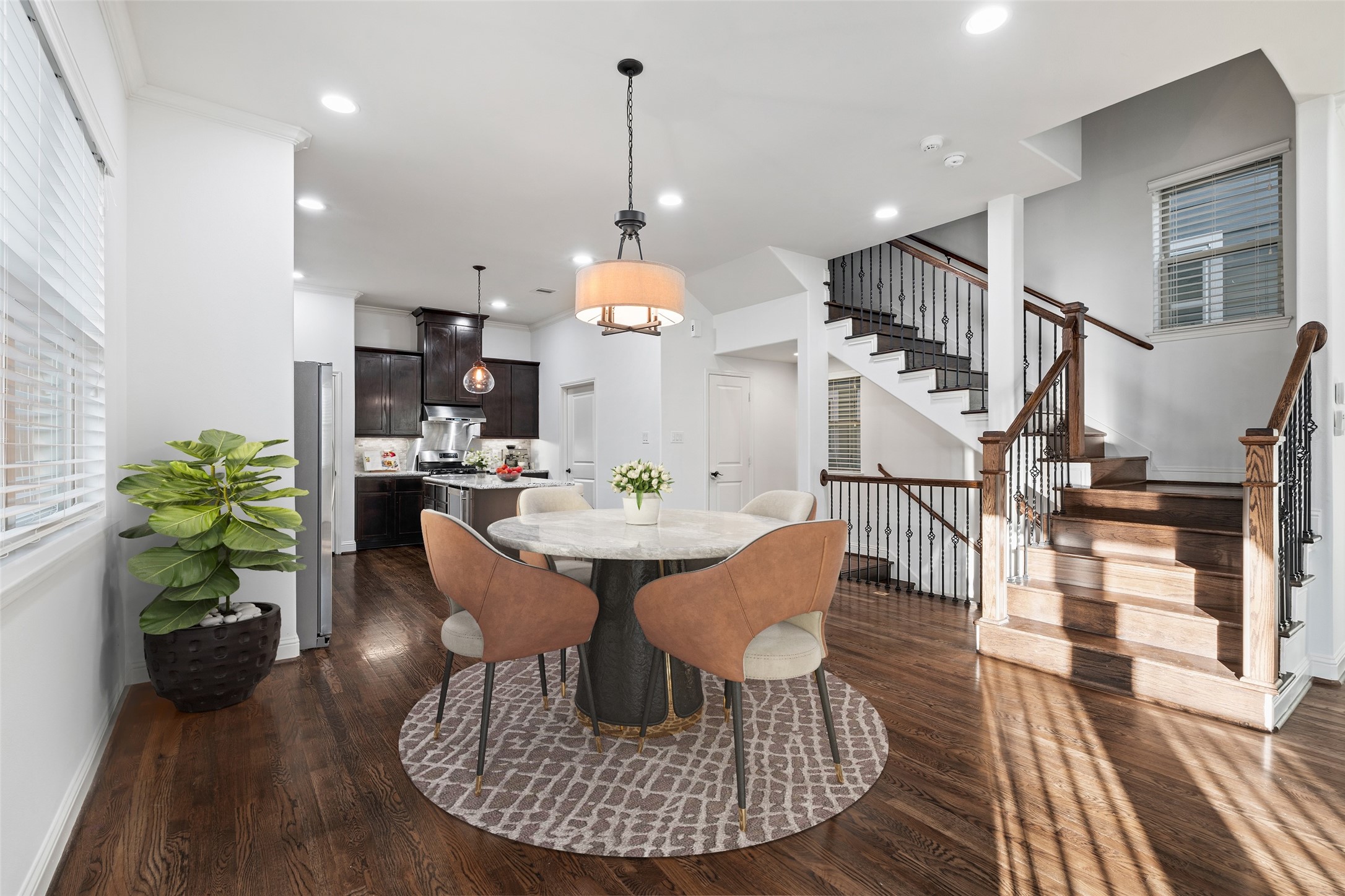 933 West 24th Street, Unit A Houston, TX 77008 - Photo 17 of 41 a view of a dining room with furniture