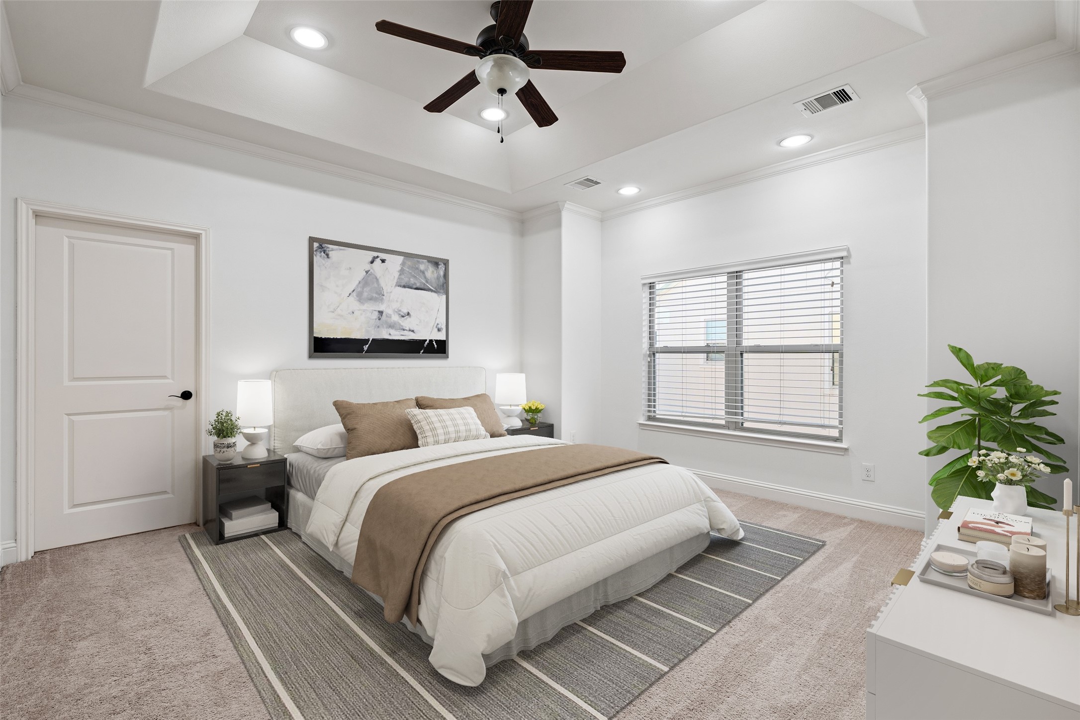 933 West 24th Street, Unit A Houston, TX 77008 - Photo 24 of 41 a bedroom with a large bed couch and windows