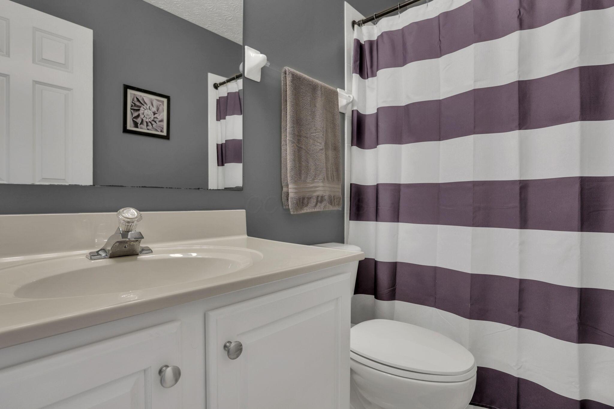 6121 Preve Ridge Drive New Albany, OH 43054 - Photo 36 of 46 47-web-or-mls-4E7A3128