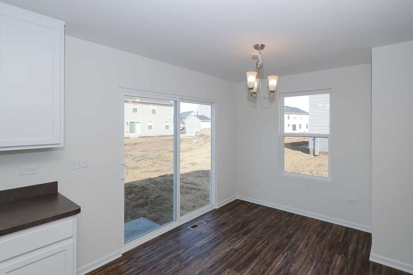508 Endicott Road South Elgin, IL 60177 - Photo 11 of 26 Gallery Image 11