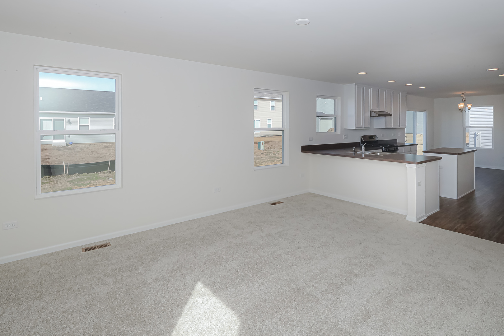 508 Endicott Road South Elgin, IL 60177 - Photo 12 of 26 Gallery Image 12