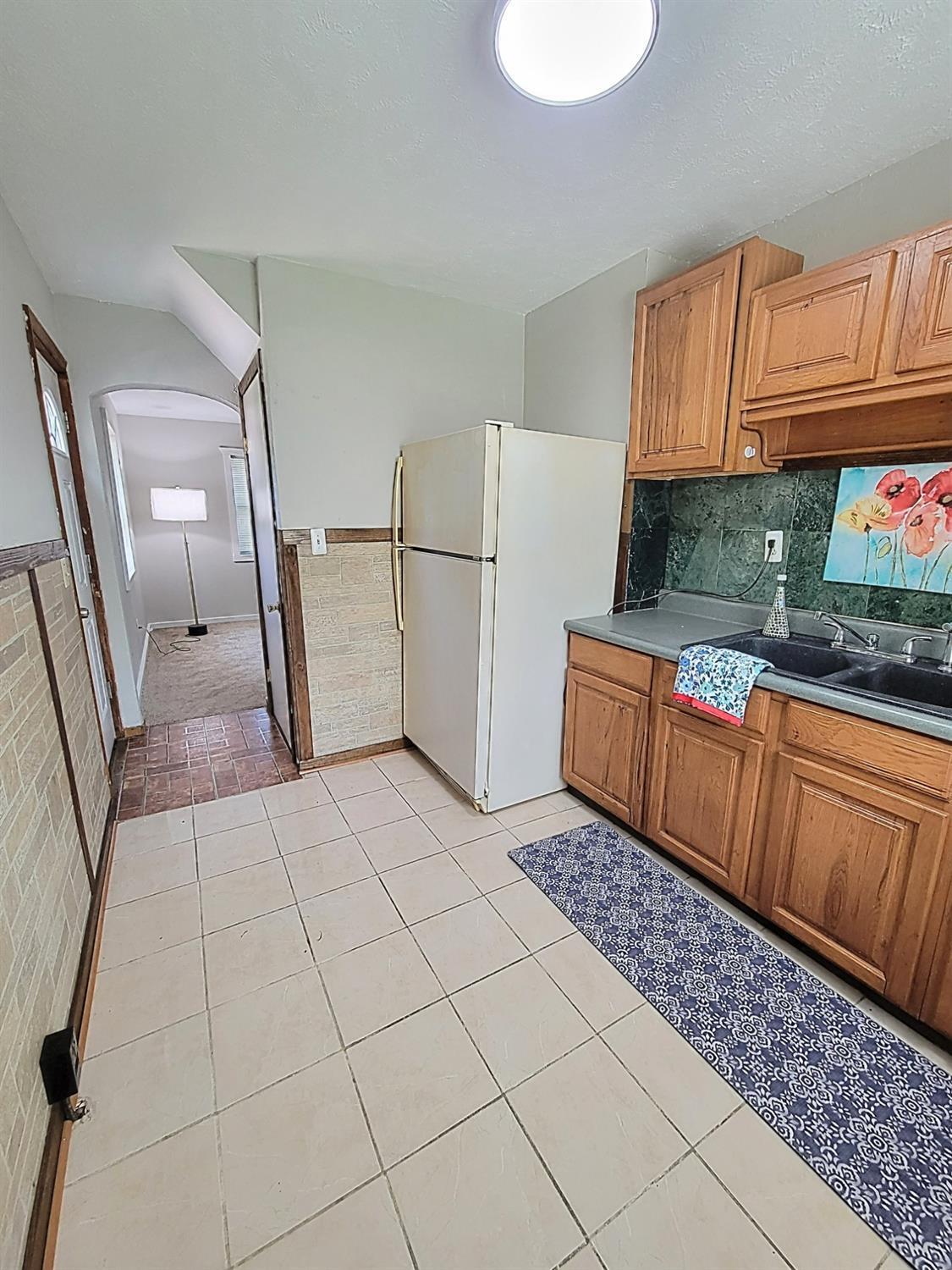 1239 8 Mile Road Cincinnati, OH 45255 - Photo 8 of 24