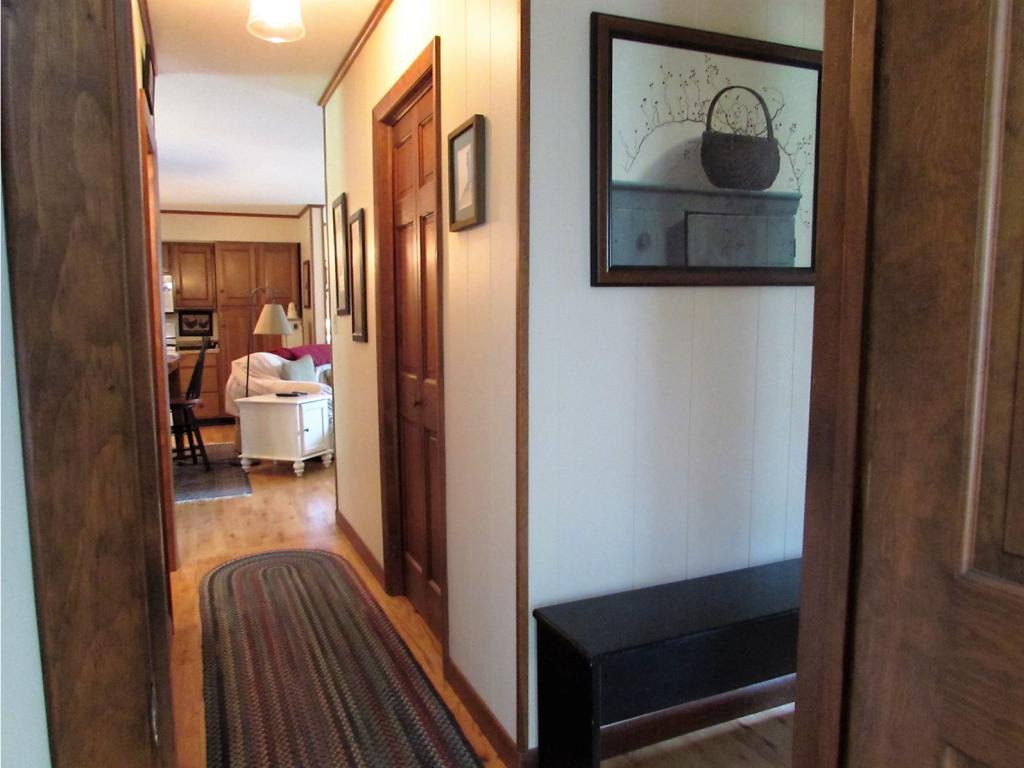 40 Ridgewood Drive Gilmanton, NH 03237 - Photo 17 of 32 Gallery Image 17