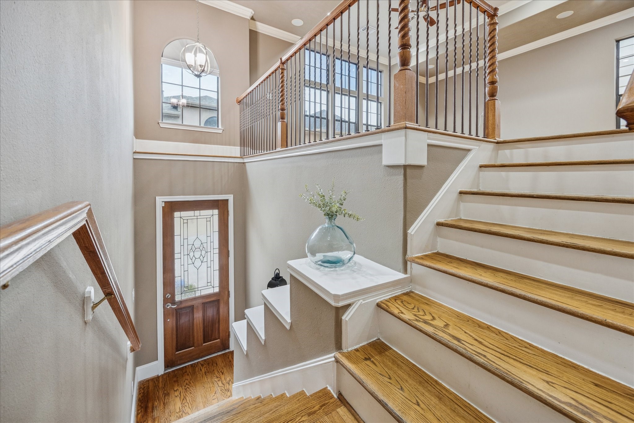1376 Studer Street Houston, TX 77007 - Photo 36 of 38 a view of entryway and hall with wooden floor