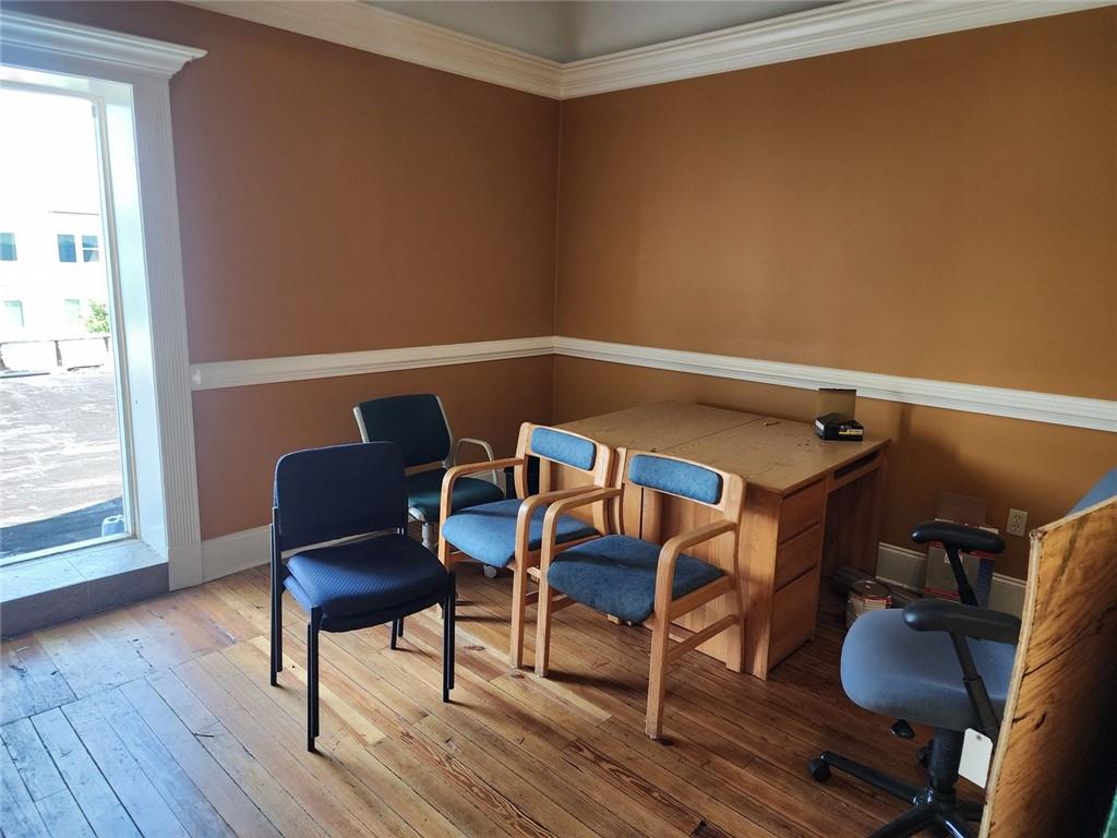 6958 Main Street Lithonia, GA 30058 - Photo 31 of 55 a view of a room with lounge chair and windows