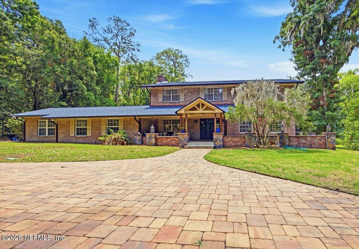 01-Exterior Front