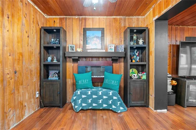 a view of entryway with wooden floor