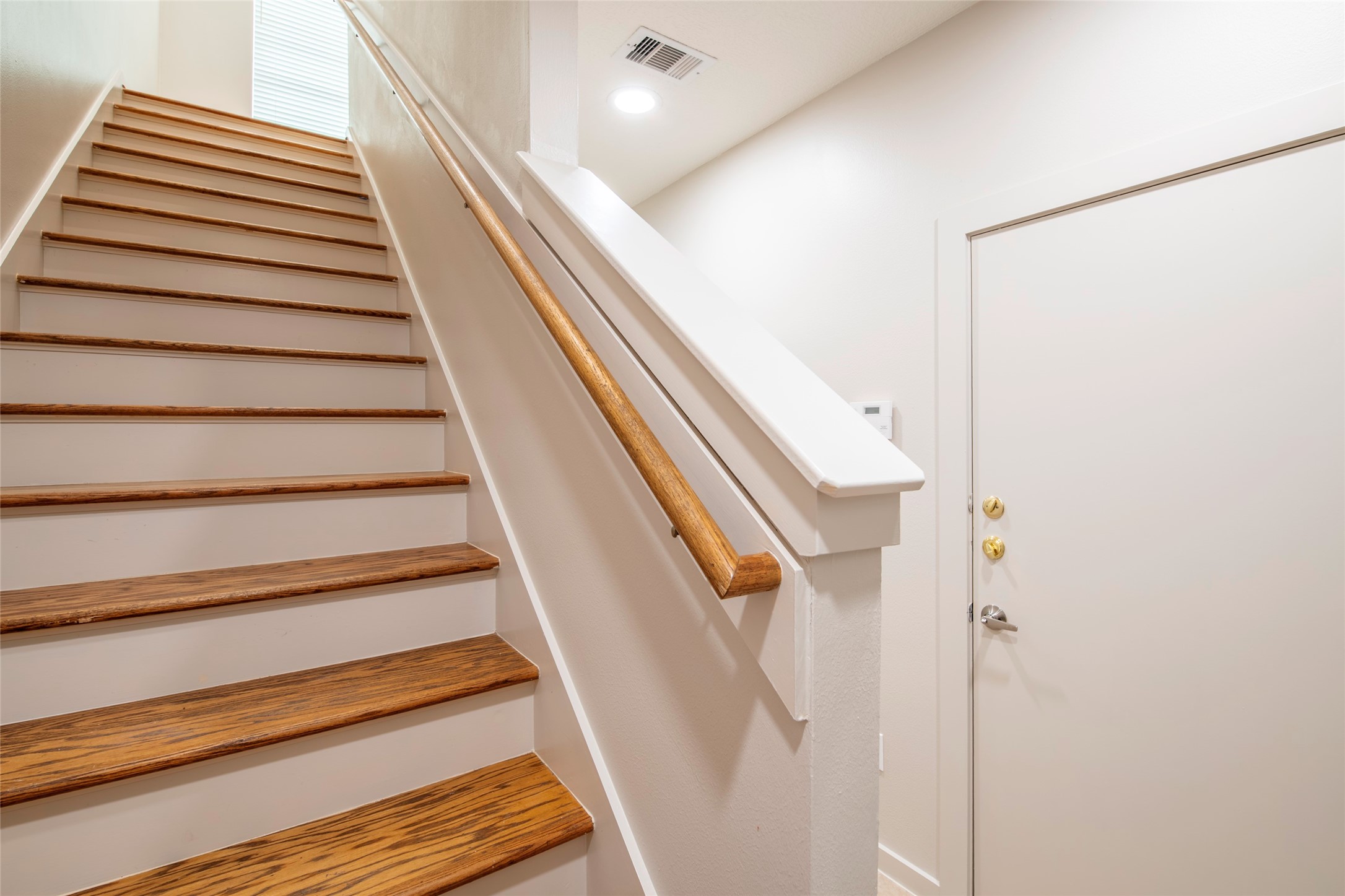 4040 Center Street Houston, TX 77007 - Photo 4 of 24