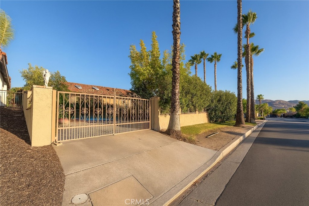 30099 Big Range Road Canyon Lake, CA 92587 - Photo 8 of 8 Side Gate Entrance
