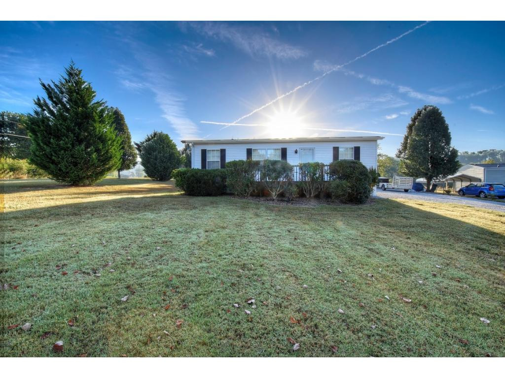 7022 Babbs Mill Road Greeneville, TN 37745 - Photo 1 of 33 Photo 1