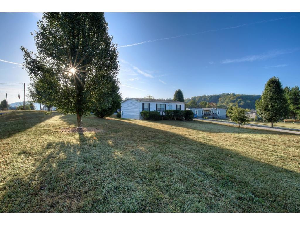 7022 Babbs Mill Road Greeneville, TN 37745 - Photo 3 of 33 Photo 3