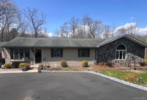 $525,000 | 5328 Searsville Road, Pine Bush, NY 12566