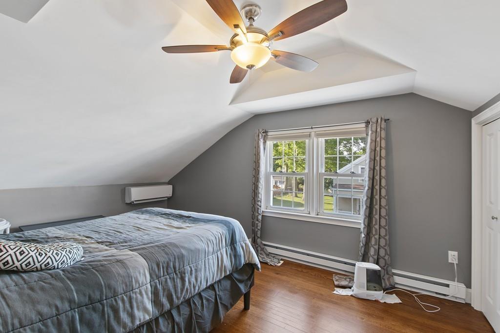399 Grattan Street Fall River, MA 02721 - Photo 16 of 24 Gallery Image 16