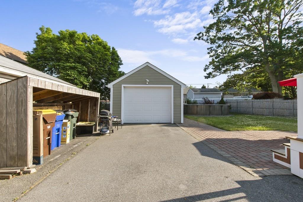 399 Grattan Street Fall River, MA 02721 - Photo 20 of 24 Gallery Image 20