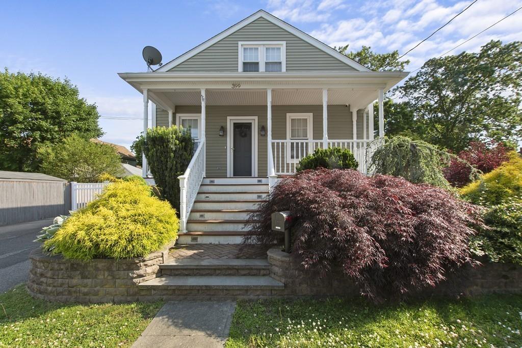399 Grattan Street Fall River, MA 02721 - Photo 2 of 24 Gallery Image 2