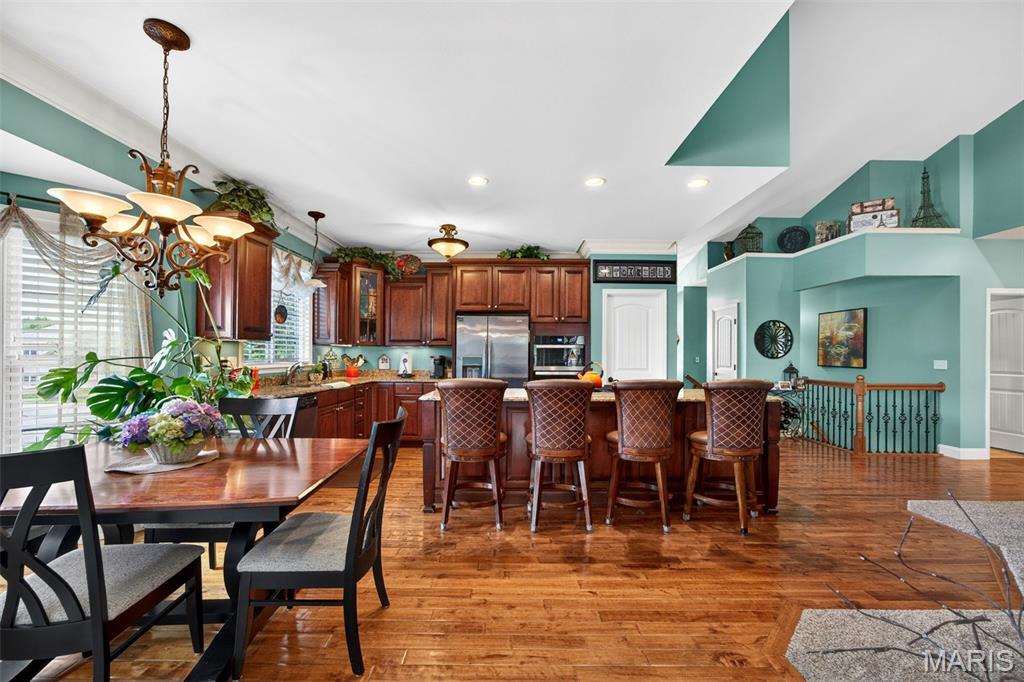 906 Daffodil Ridge Drive O'Fallon, MO 63366 - Photo 4 of 52