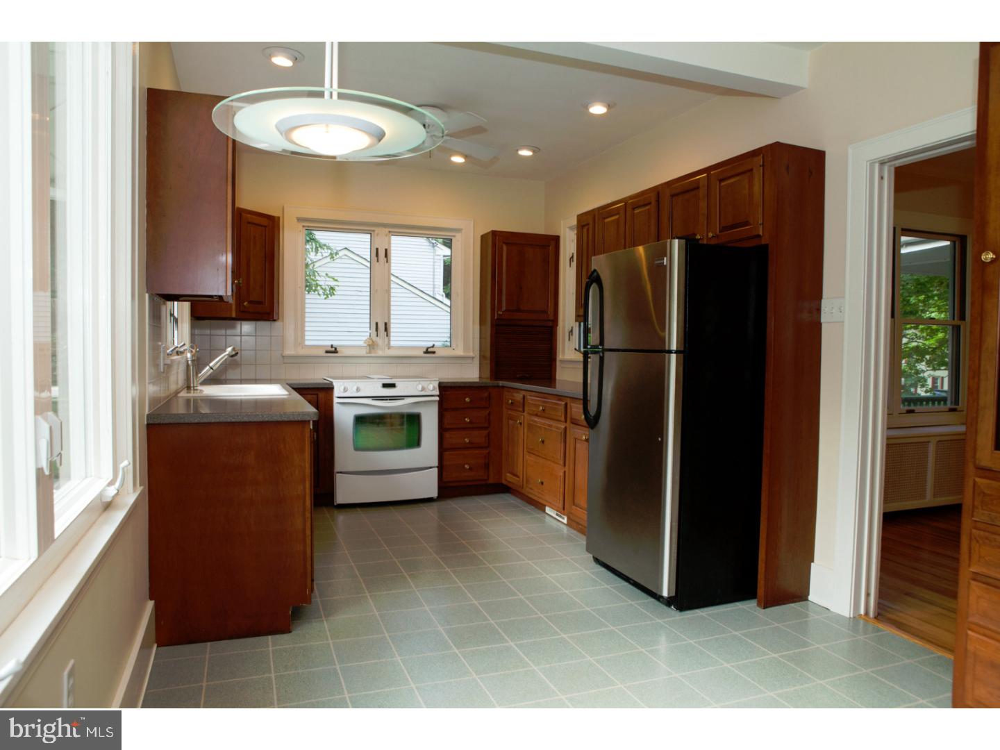 142 Sproul Road Malvern, PA 19355 - Photo 8 of 24 Kitchen