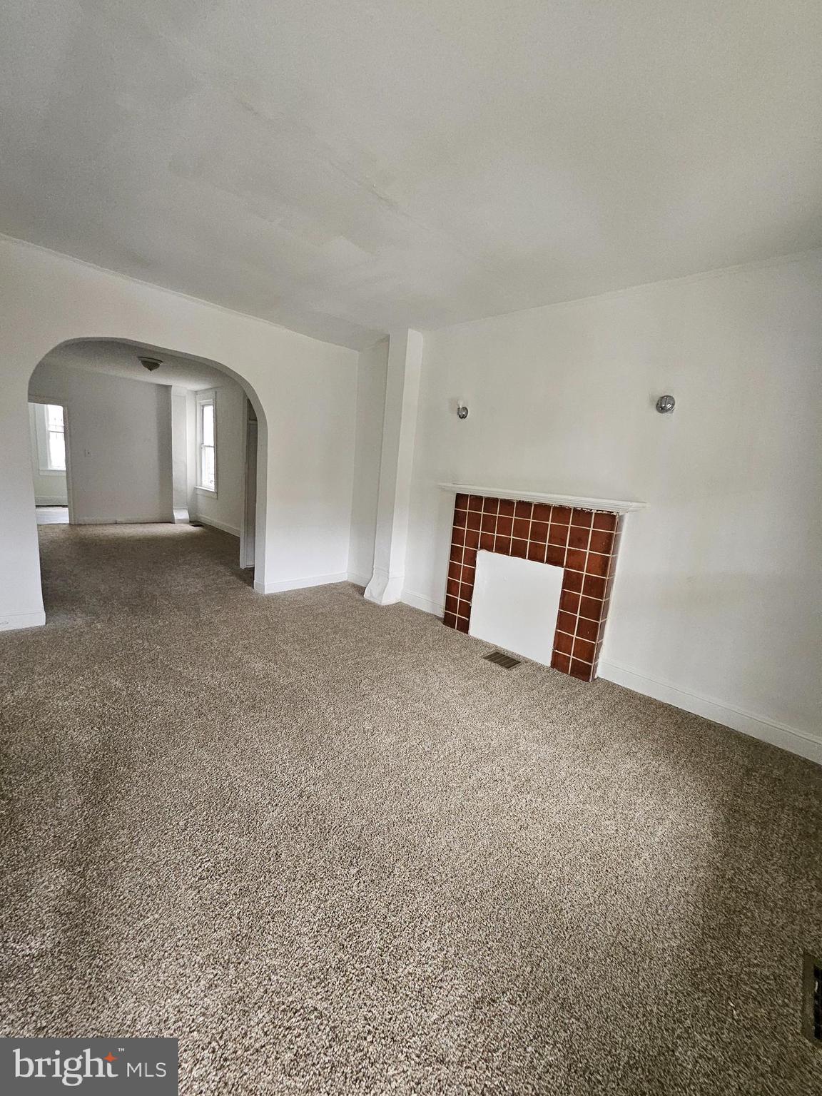3141 Elmora Avenue Baltimore, MD 21213 - Photo 3 of 11