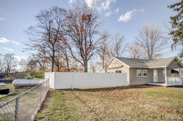 $187,500 | 3975 Lake Street, Granite City, IL 62040