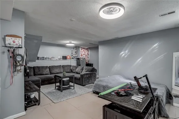 $464,900 | 1685 Northwest 785th Road, Bates City, MO 64011