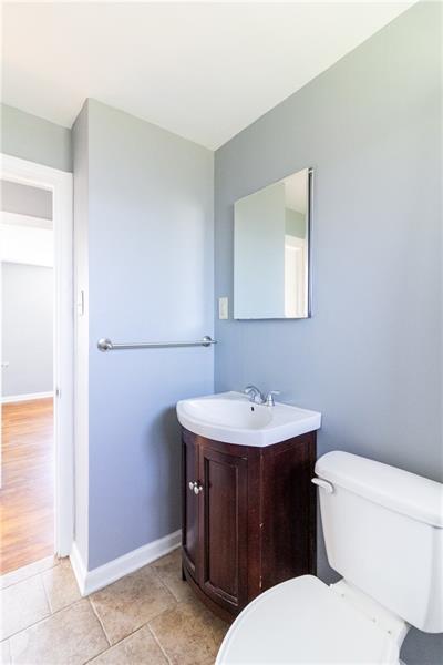 859 Lindsay Road Carnegie, PA 15106 - Photo 14 of 25 Gallery Image 14
