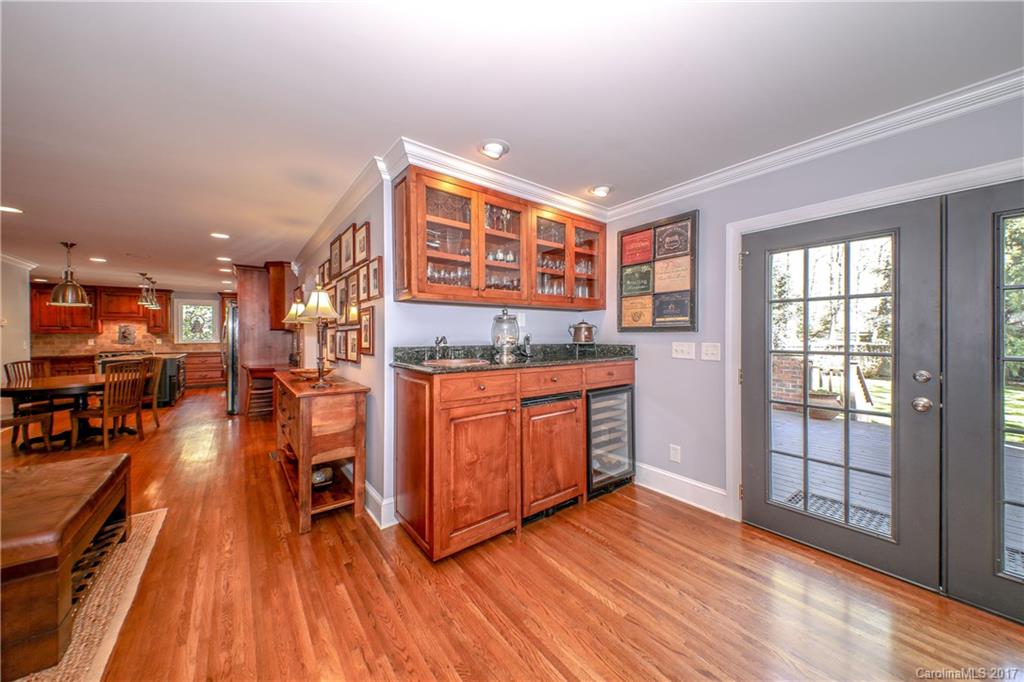 1210 Rutledge Avenue Charlotte, NC 28211 - Photo 12 of 24 Gallery Image 12