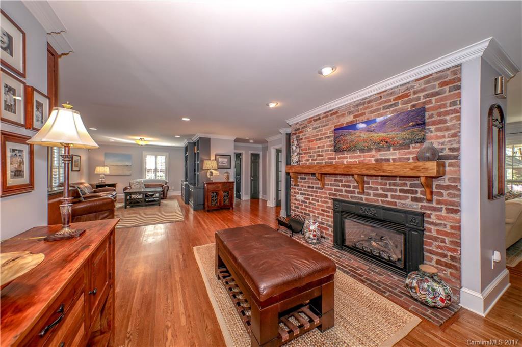 1210 Rutledge Avenue Charlotte, NC 28211 - Photo 10 of 24 Gallery Image 10