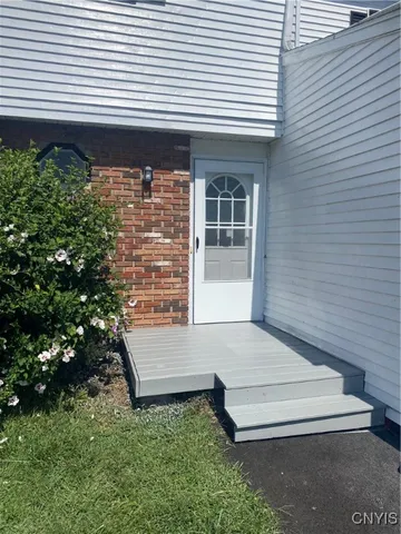 $209,000 | 8050 Lucas Drive, Unit B, Clay, NY 13041