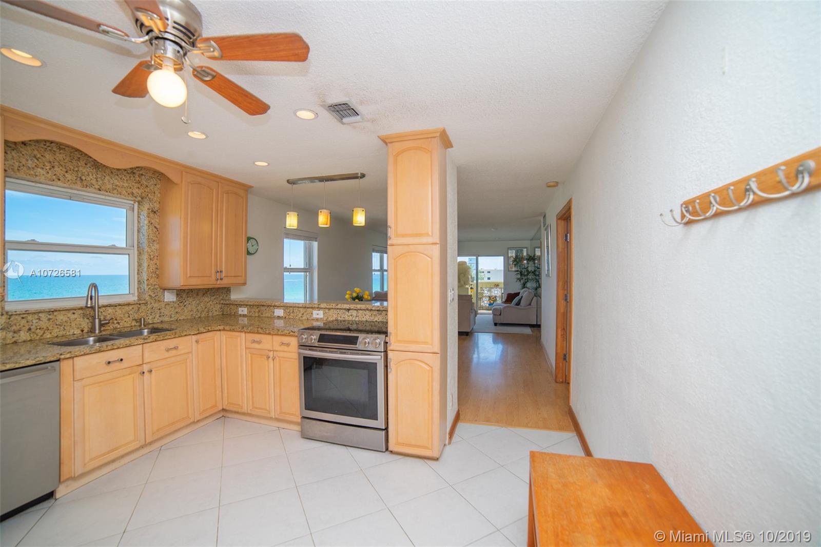 320 South Surf Road, Unit 701 Hollywood, FL 33019 - Photo 3 of 32