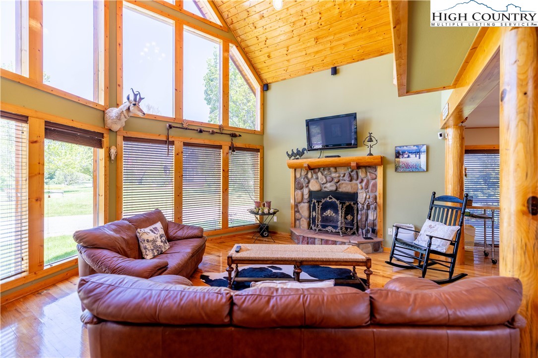 4 Chapel Ridge Circle Sparta, NC 28675 - Photo 13 of 49