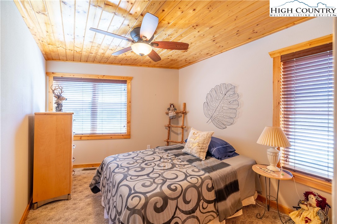 4 Chapel Ridge Circle Sparta, NC 28675 - Photo 25 of 49