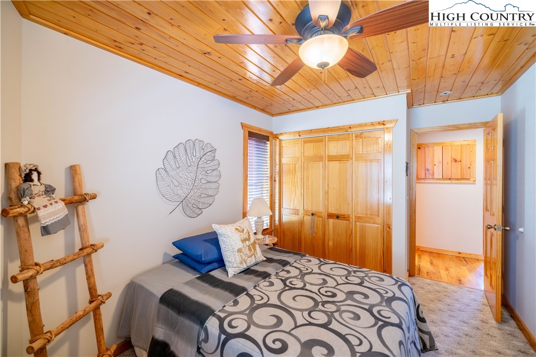 4 Chapel Ridge Circle Sparta, NC 28675 - Photo 26 of 49