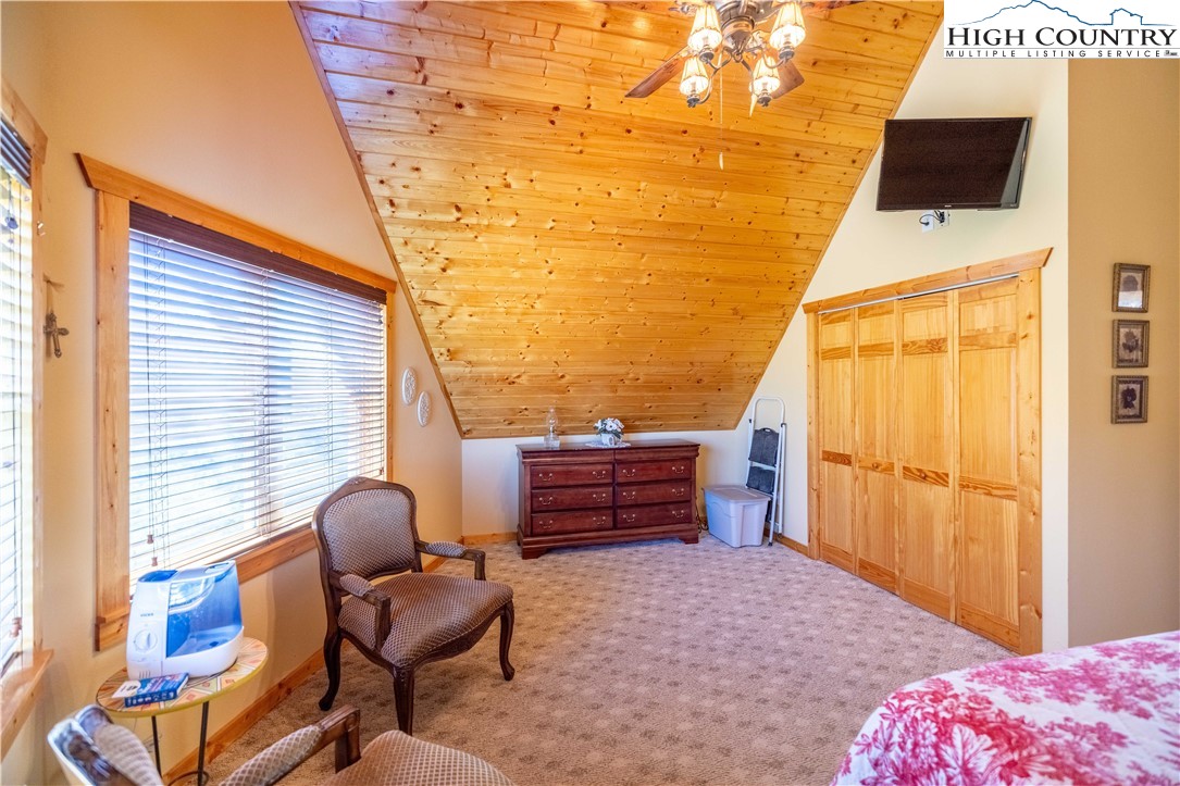 4 Chapel Ridge Circle Sparta, NC 28675 - Photo 34 of 49