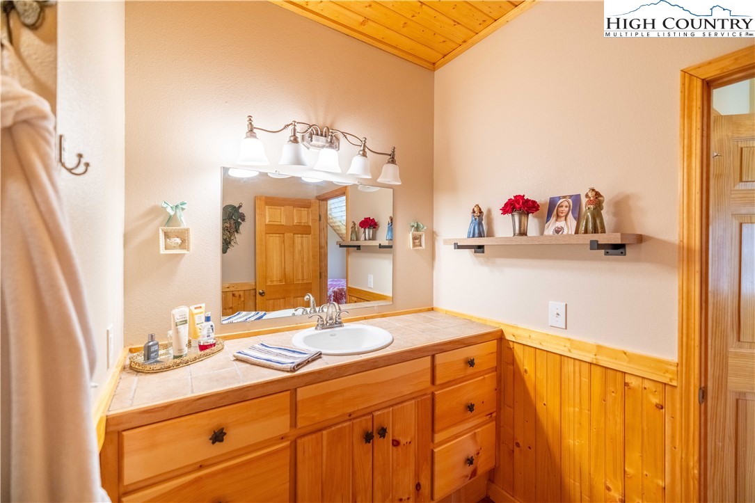 4 Chapel Ridge Circle Sparta, NC 28675 - Photo 36 of 49