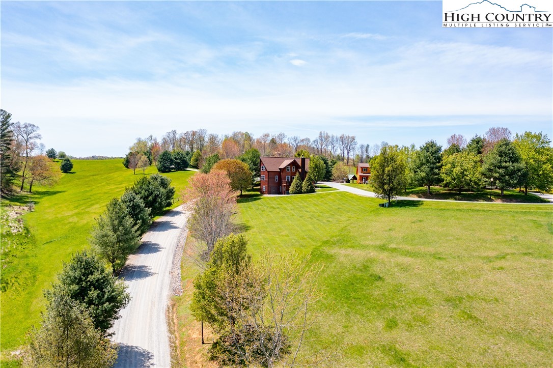 4 Chapel Ridge Circle Sparta, NC 28675 - Photo 7 of 49