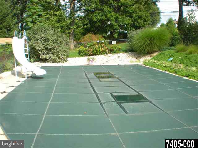 115 Kendale Road Red Lion, PA 17356 - Photo 8 of 25 Gallery Image 8
