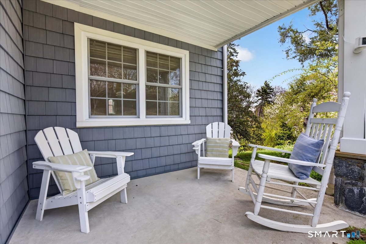 203 Burroughs Road Fairfield, CT 06824 - Photo 27 of 31