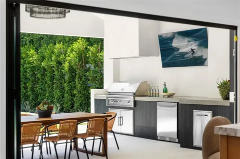 $5,285,000 | 2501 Via Marina, Newport Beach, CA 92660