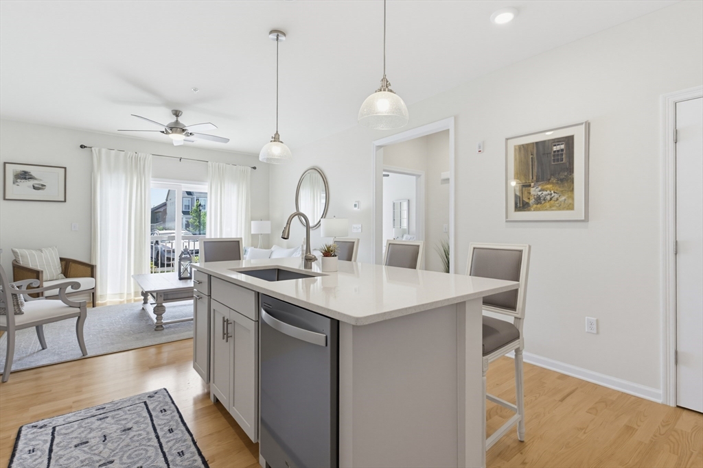 401 Emery Lane, Unit 106 Sudbury, MA 01776 - Photo 10 of 33