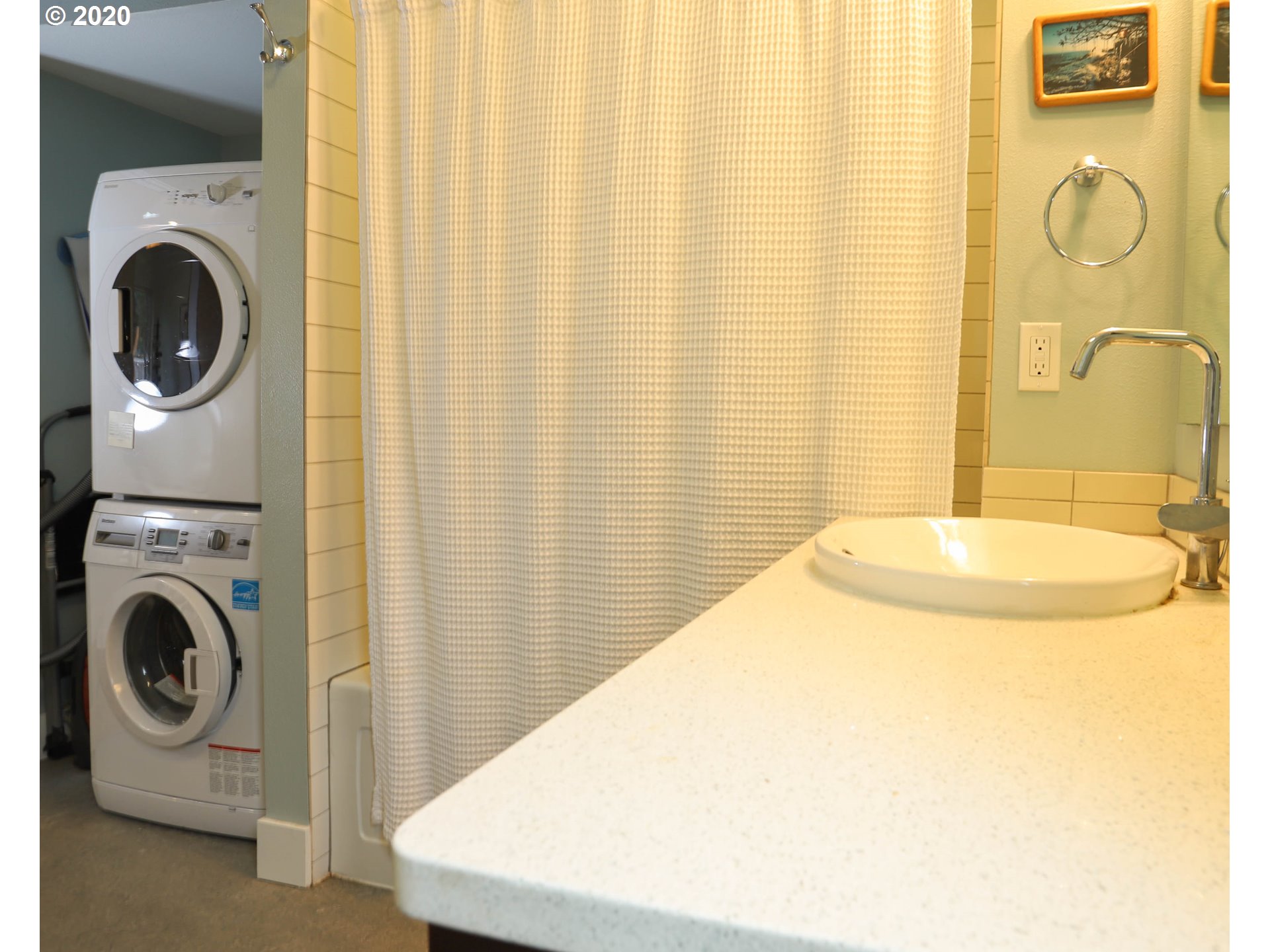 6822 Southeast 45th Avenue, Unit B Portland, OR 97206 - Photo 14 of 23