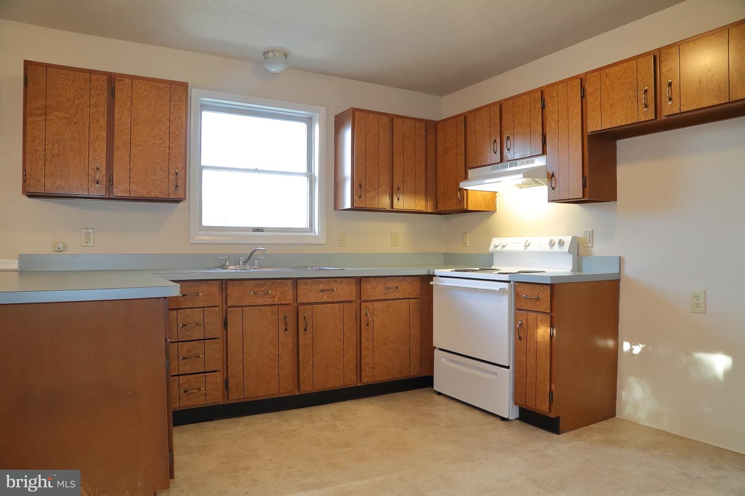 1535 Windsor Road Red Lion, PA 17356 - Photo 31 of 41 Gallery Image 31