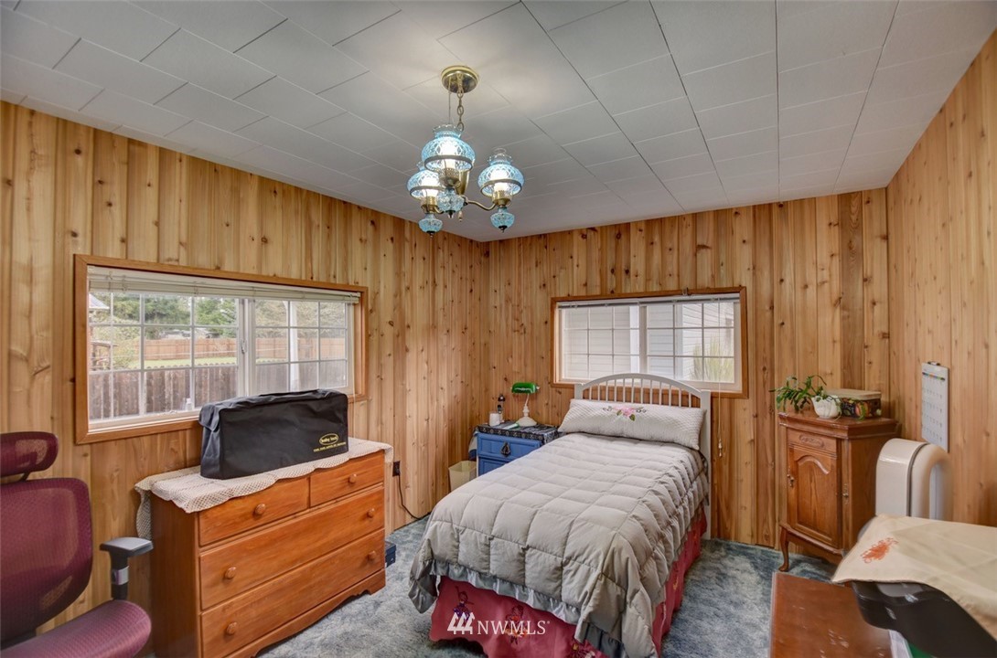 238 Stowell Road Salkum, WA 98582 - Photo 13 of 26 a bedroom with bed and window