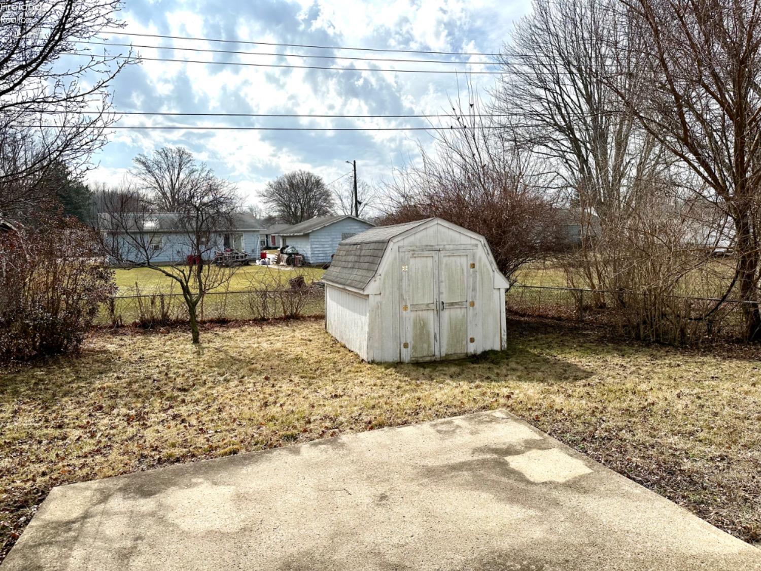 4197 Limerick Road Clyde, OH 43410 - Photo 10 of 10 Gallery Image 10
