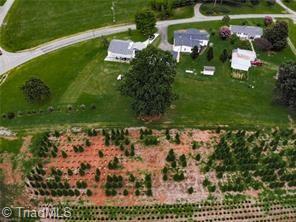 1537 Cb Eller School Road Elkin, NC 28621 - Photo 33 of 44 Gallery Image 33